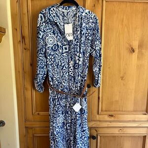 Zara maxi dress - button front - roll up sleeve- with belt